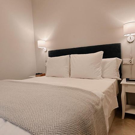 Apartamento-Pension El Trianero Junto Al Rio Sevilla Dış mekan fotoğraf